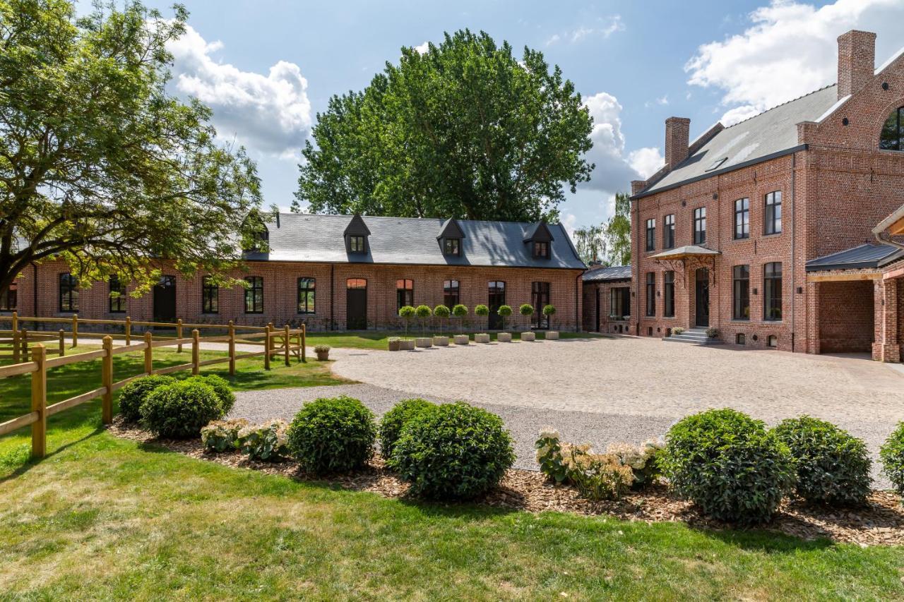 ホテル Haras De Barry Sainghin-en-Mélantois エクステリア 写真